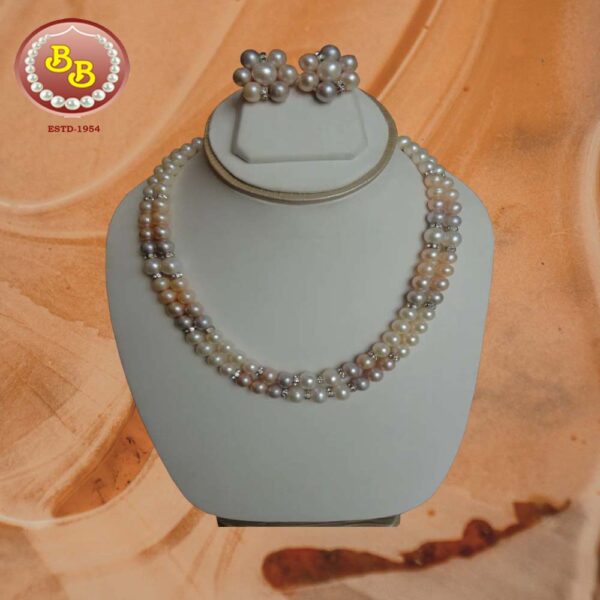 Round Pearls Set