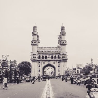 Unveiling Hyderabad’s Pearl Paradise A Guide to the Best Pearl Shop in Charminar