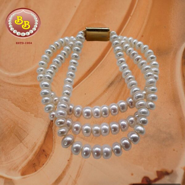 Three Lines Beautiful Pearls Bracelet