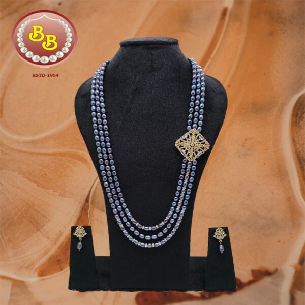 Pearls Side Broach Set – Stylish & Timeless Designer Pearl Jewelry