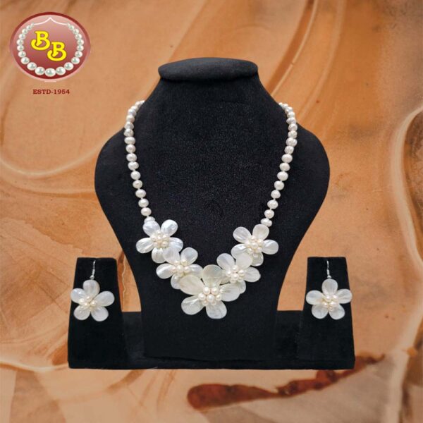 Mother Pearls Set