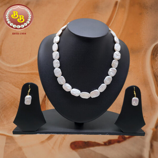 Uneven Pearls Set